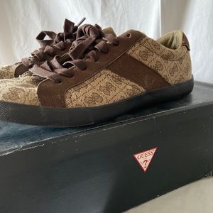 Guess Shoes, Size 10